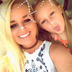 Meet your Posher, Rebekah